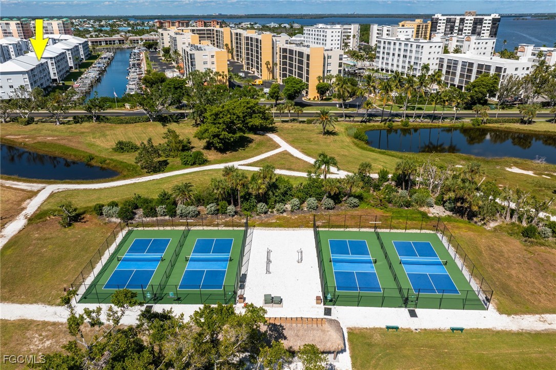 4511 Bay Beach LN 315