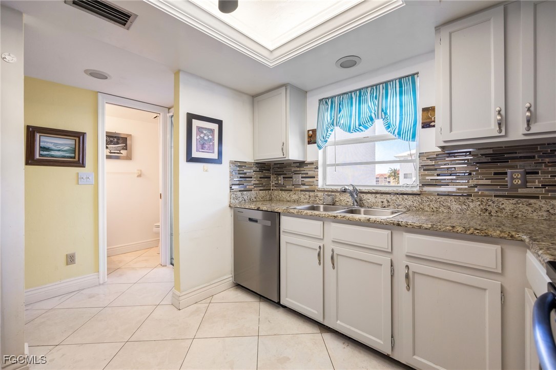 4511 Bay Beach LN 315