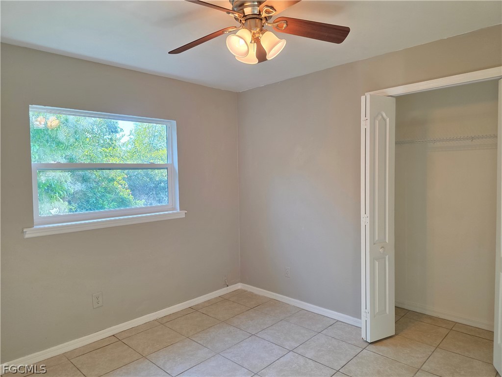 5144/5146 28th ST SW