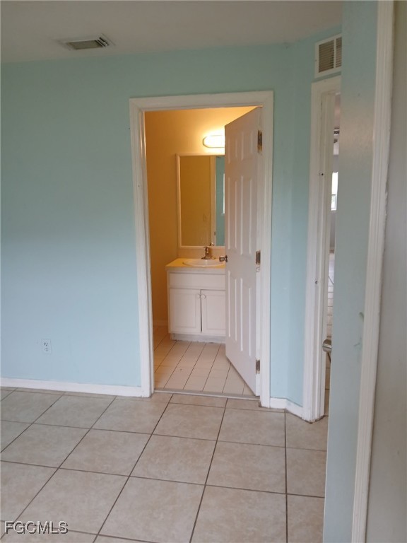 5144/5146 28th ST SW