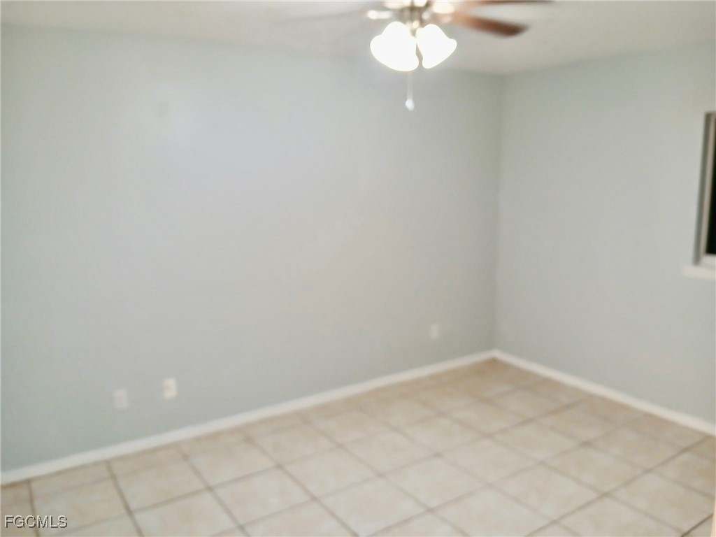 5144/5146 28th ST SW