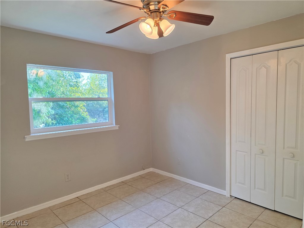 5144/5146 28th ST SW