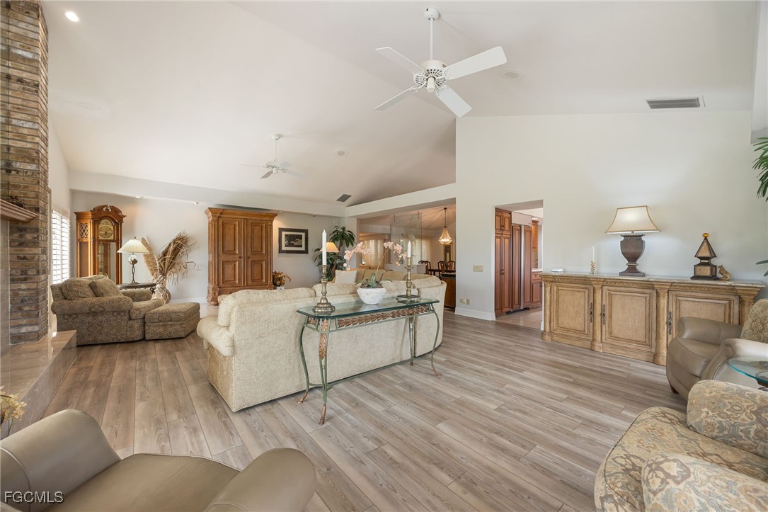 16031 Forest Oaks DR