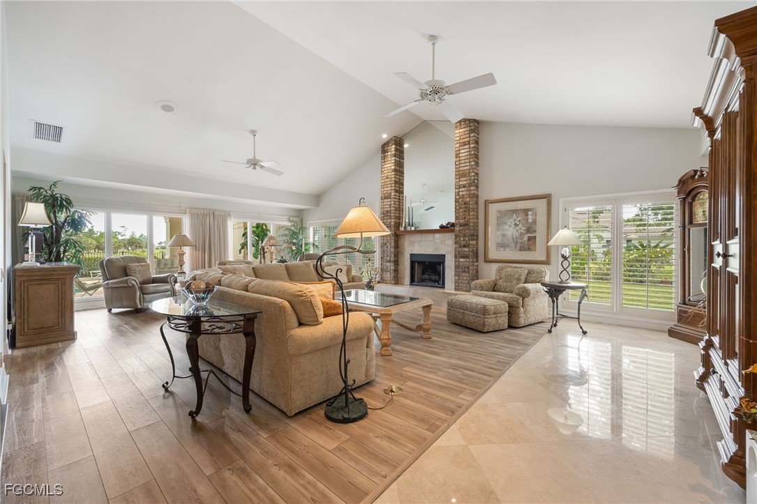 16031 Forest Oaks DR