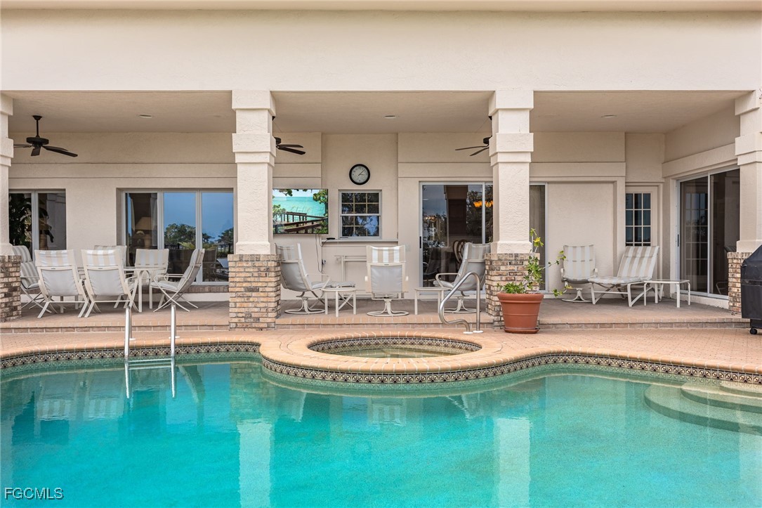 16031 Forest Oaks DR