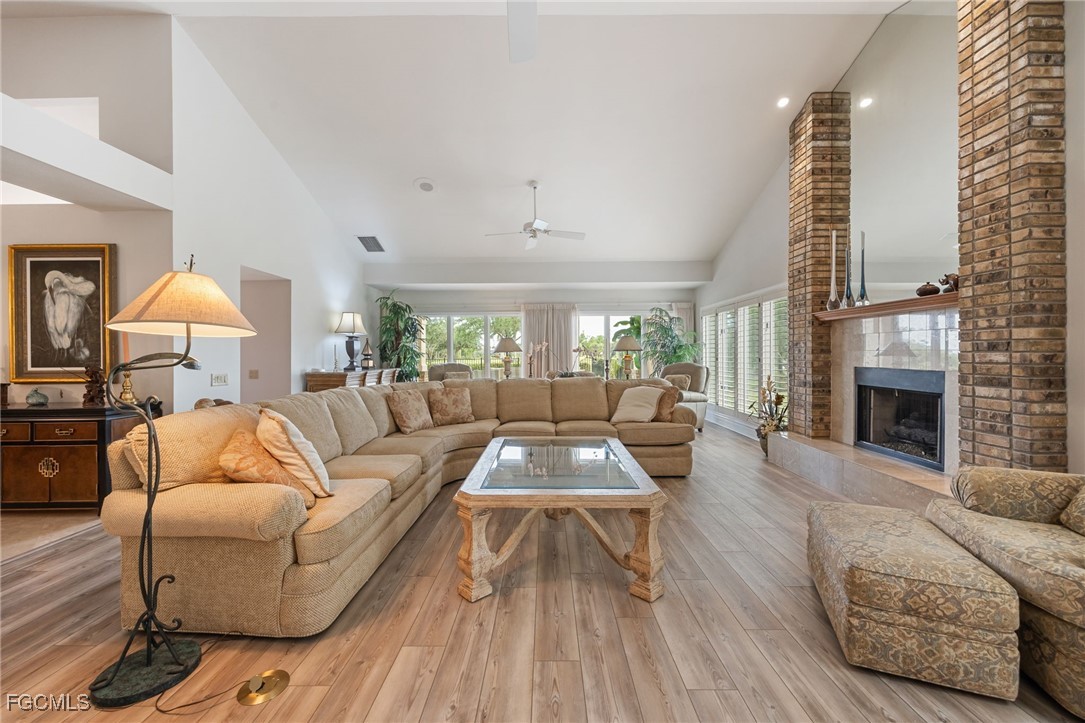 16031 Forest Oaks DR