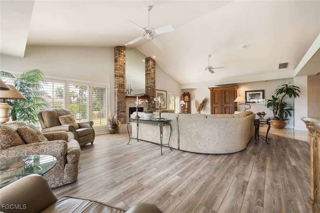 16031 Forest Oaks DR