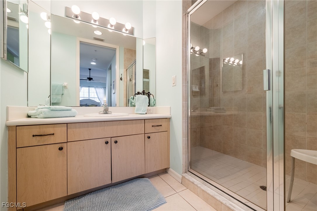 1121 Van Loon Commons CIR 305