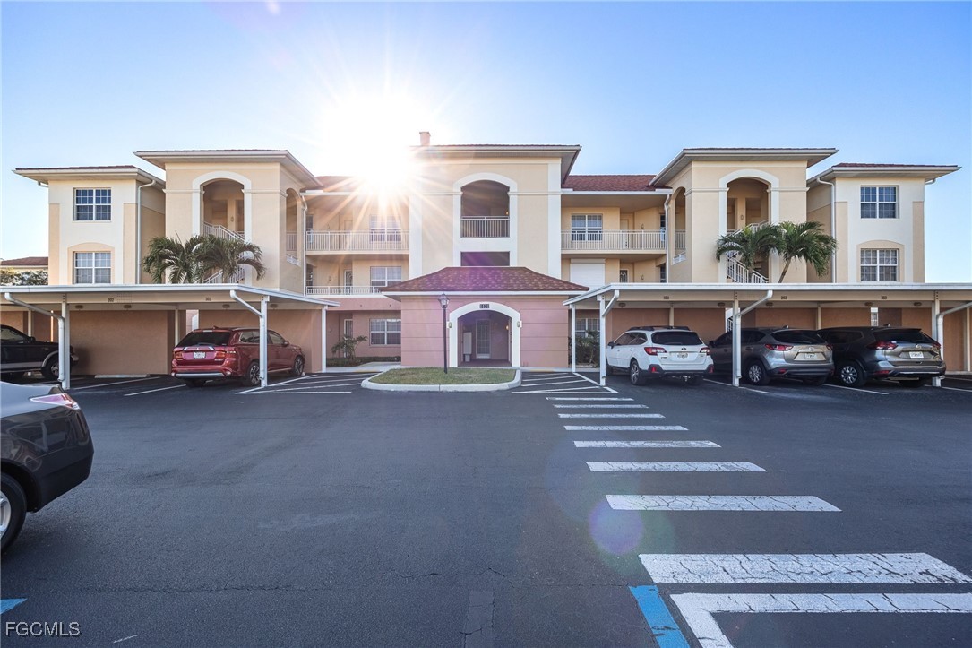 1121 Van Loon Commons CIR 305
