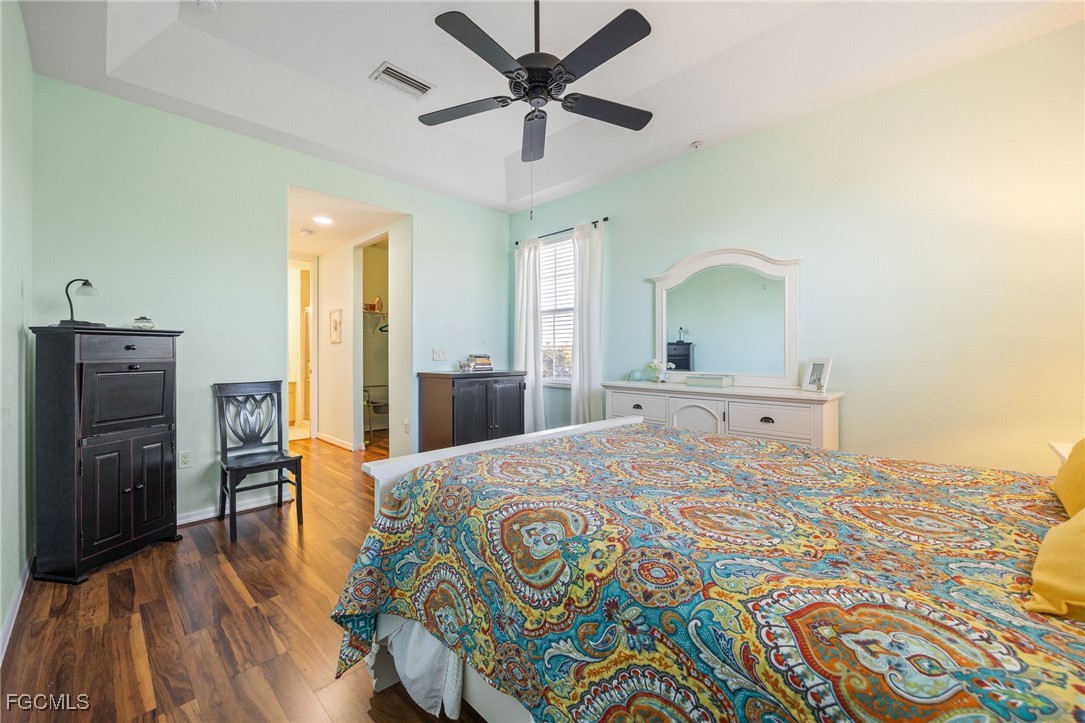 1121 Van Loon Commons CIR 305