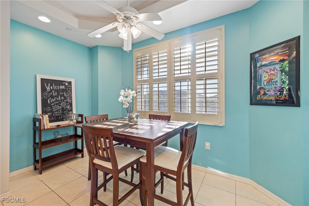 1121 Van Loon Commons CIR 305