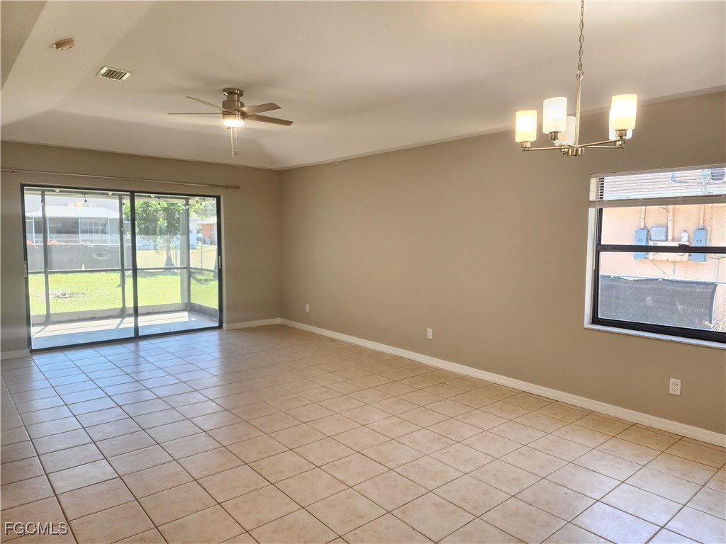 1209/1211 SE 23rd PL