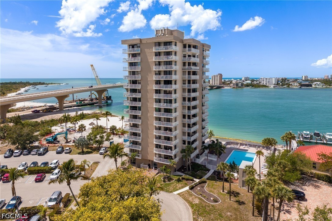 8701 Estero BLVD 502