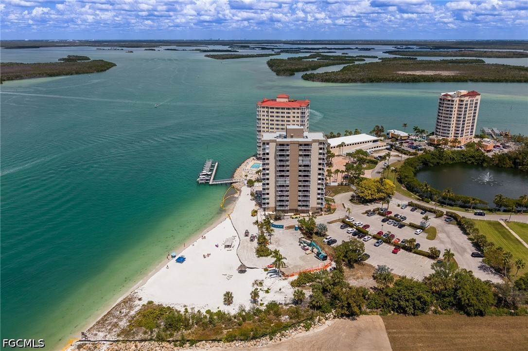 8701 Estero BLVD 502