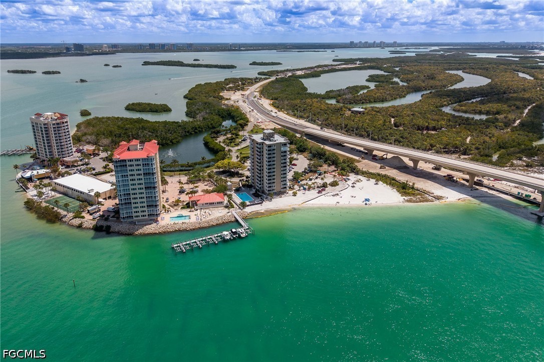 8701 Estero BLVD 502