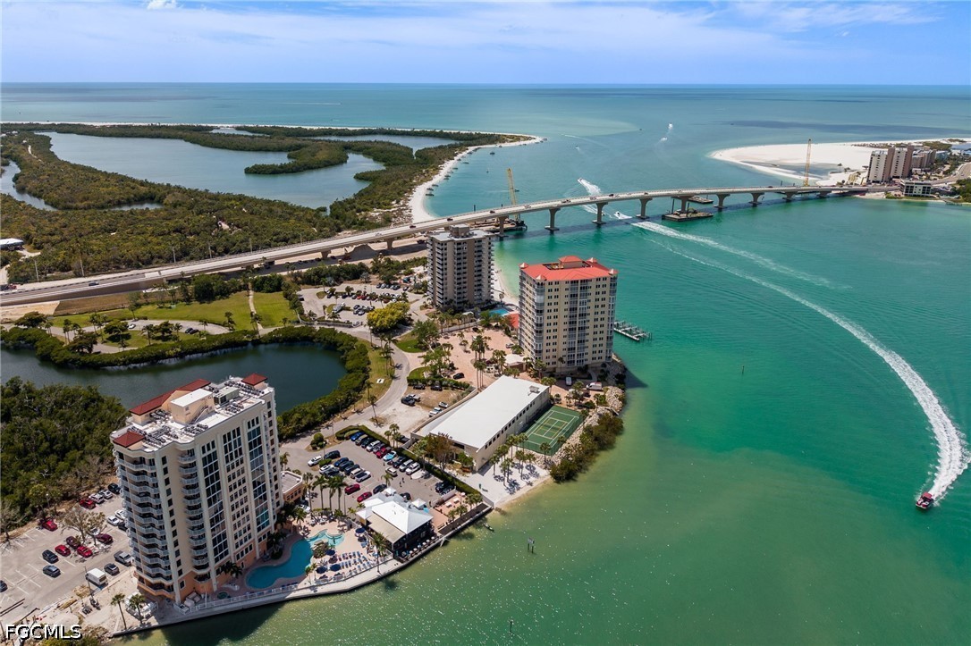 8701 Estero BLVD 502