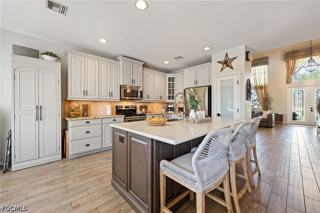 17013 Clemente CT