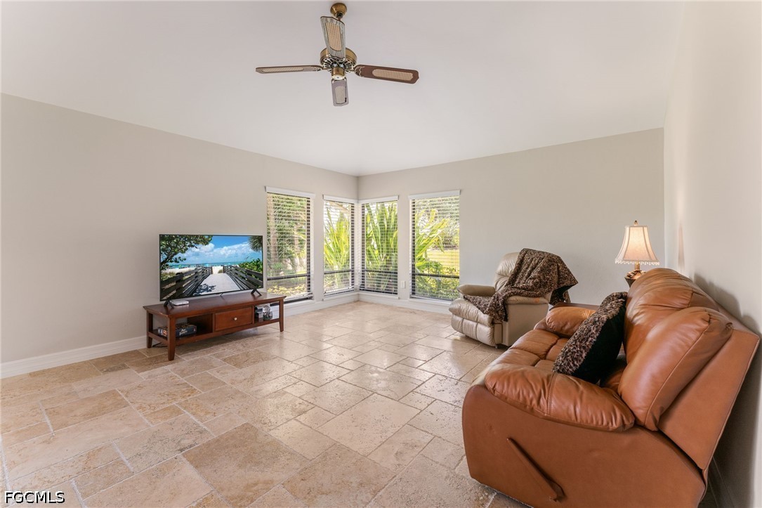 16986 Timberlakes DR