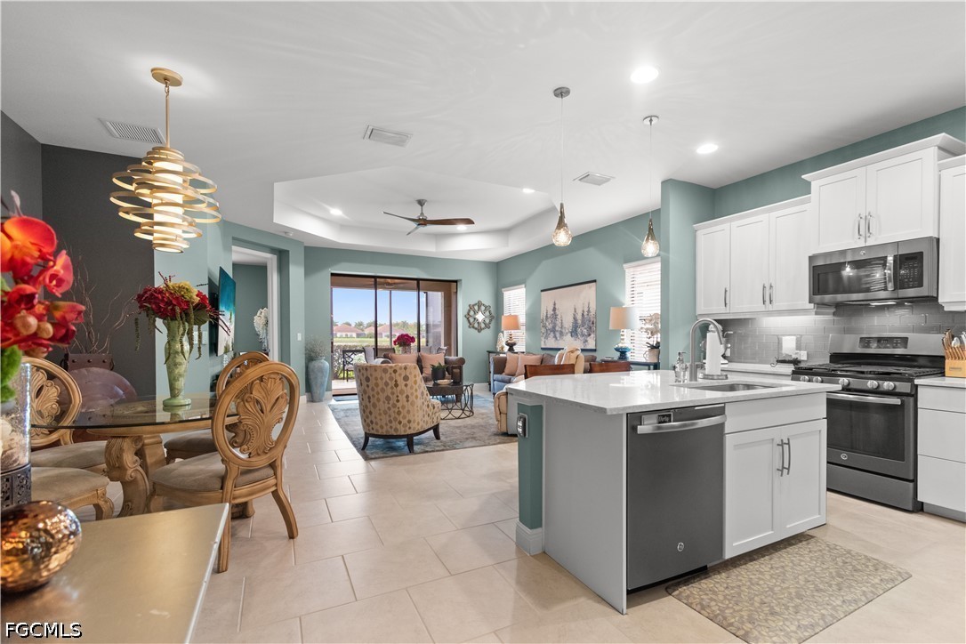 4610 Waterscape LN