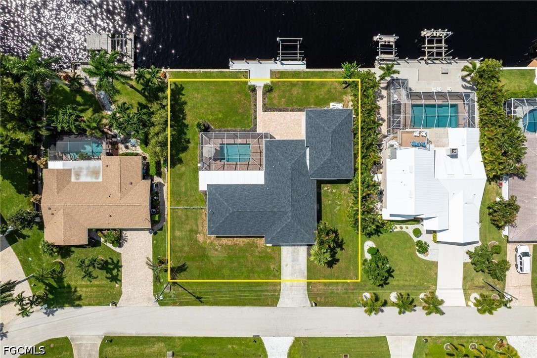 4930 Edith Esplanade