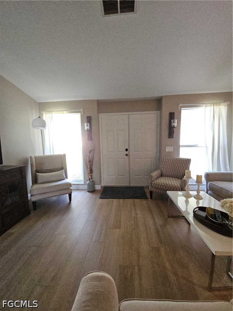 3323 SE 15th AVE
