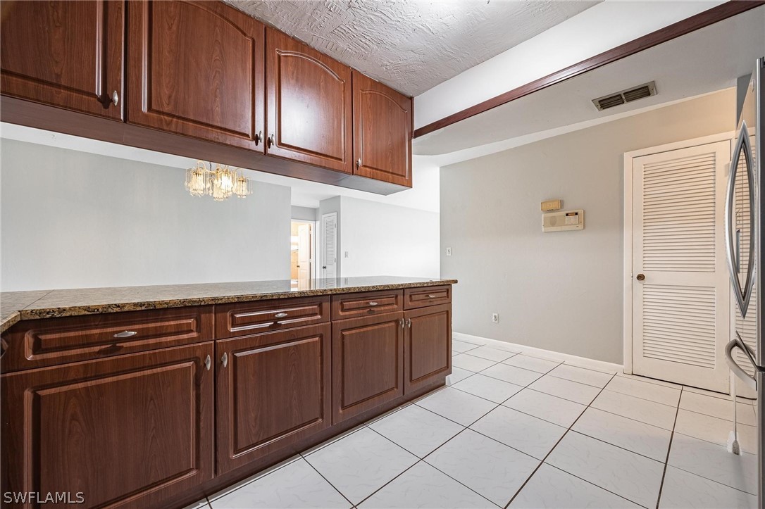 202 Richmond Avenue S