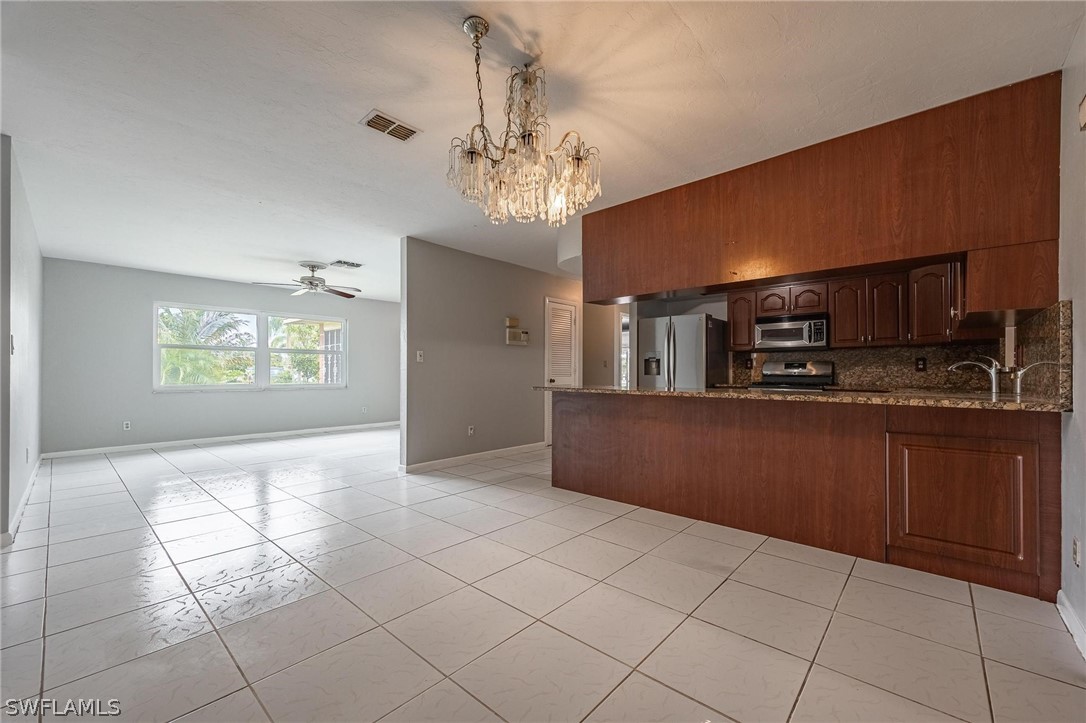 202 Richmond Avenue S