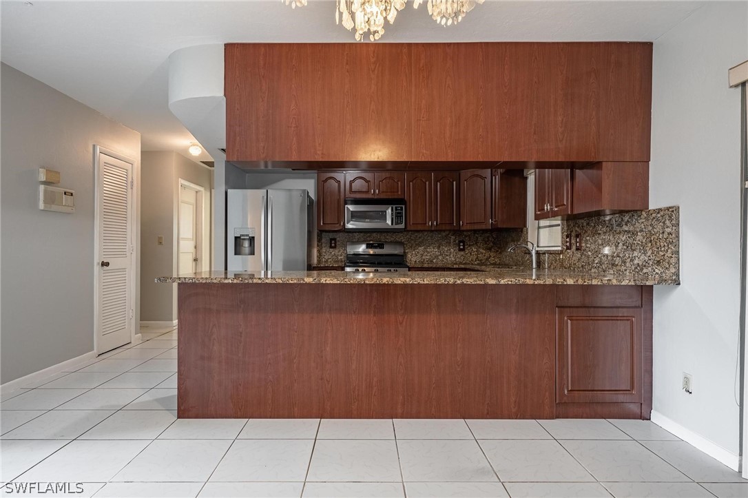 202 Richmond Avenue S