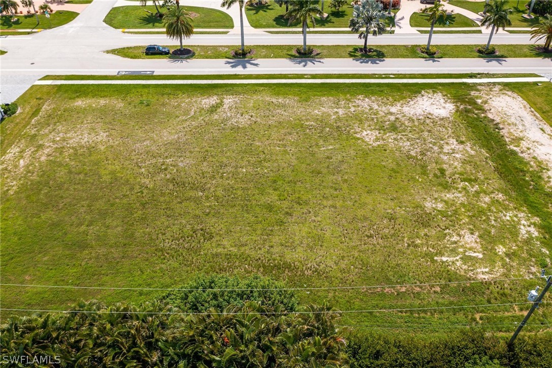 4931 Sands Boulevard S