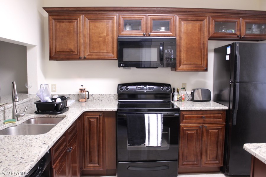 9300 Lake Park Drive Unit: 103