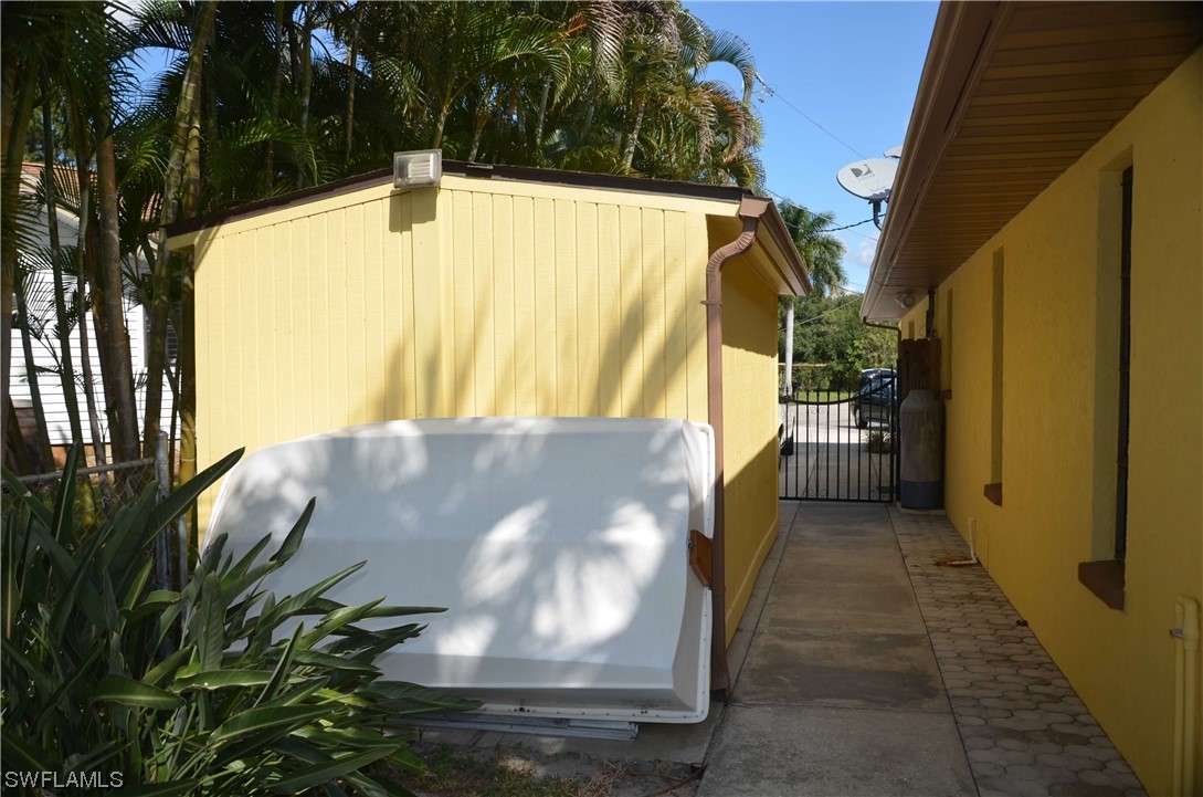 4881 E Riverside Drive