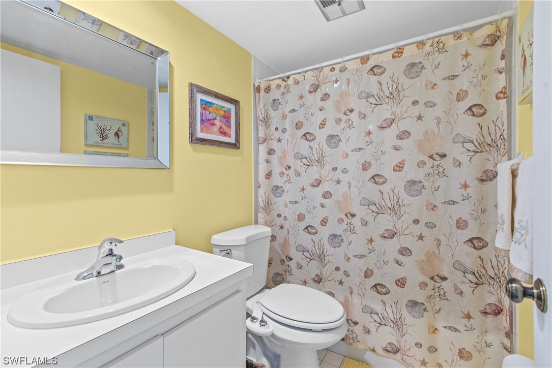 1418 Park Shore Circle Unit: 4