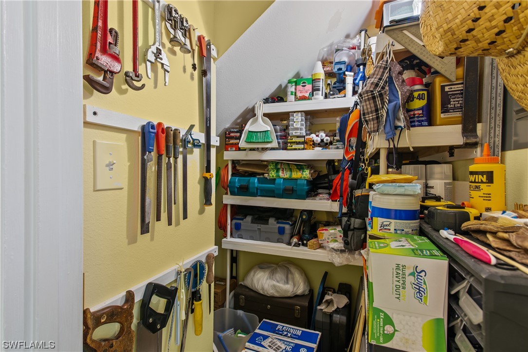 1418 Park Shore Circle Unit: 4