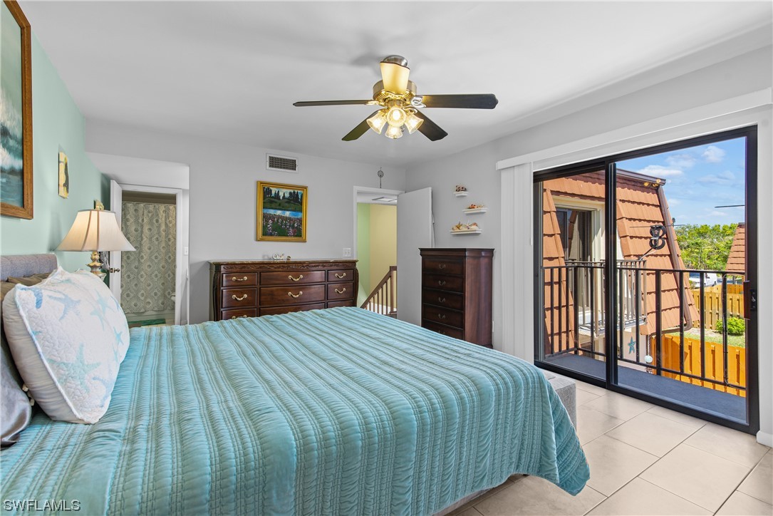 1418 Park Shore Circle Unit: 4