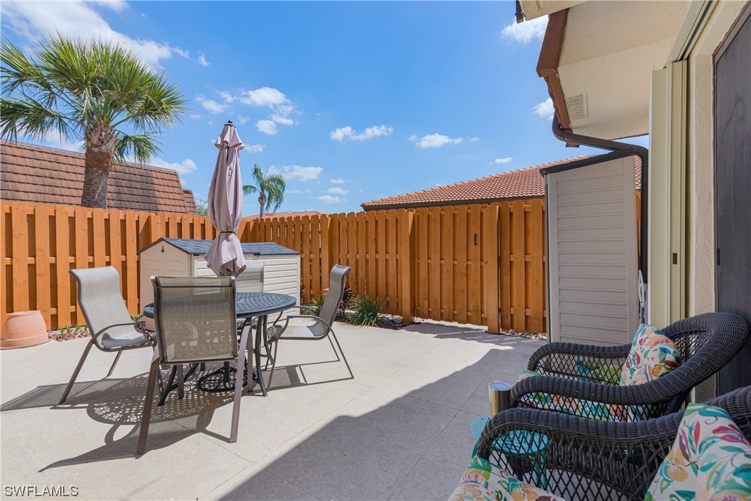 1418 Park Shore Circle Unit: 4