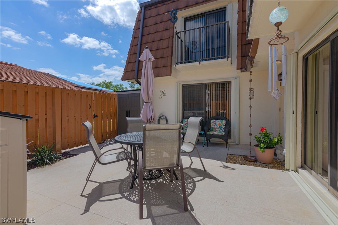 1418 Park Shore Circle Unit: 4