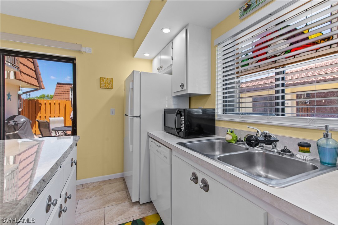 1418 Park Shore Circle Unit: 4