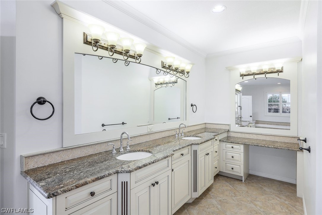 5340 SW 8th Court