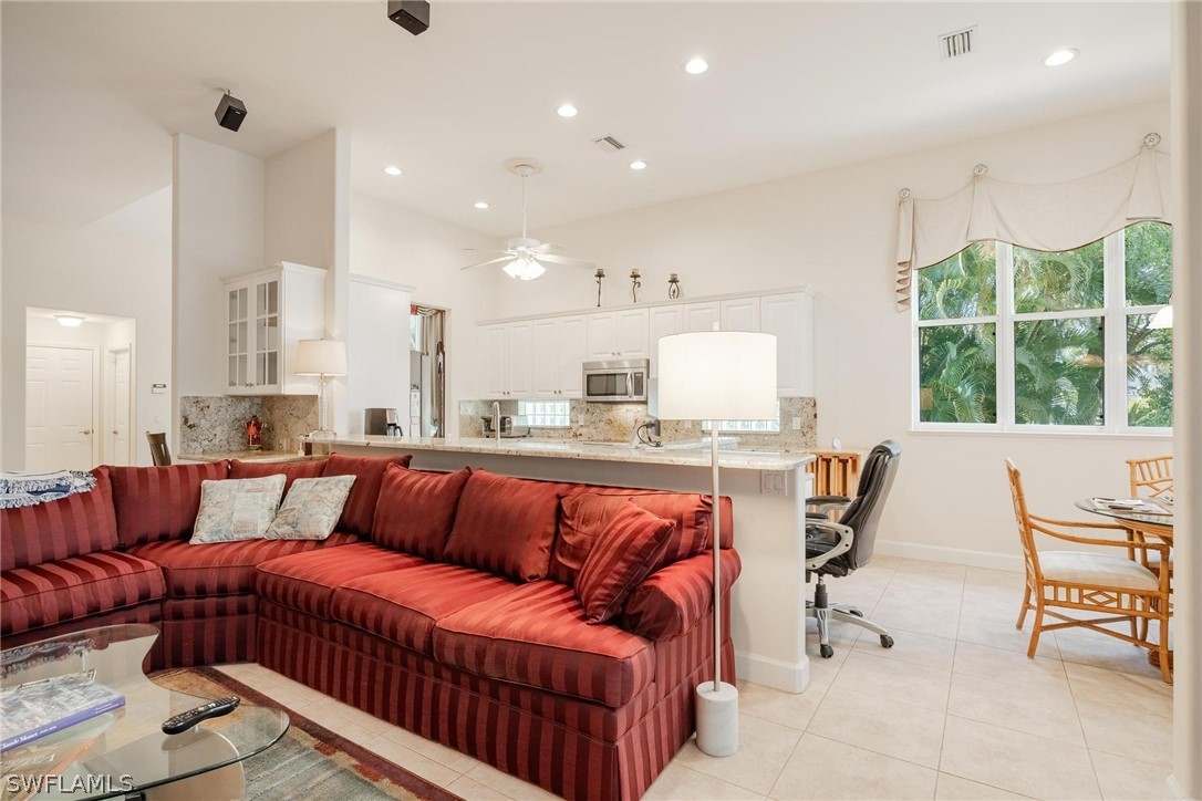 7218 Falcon Crest CT