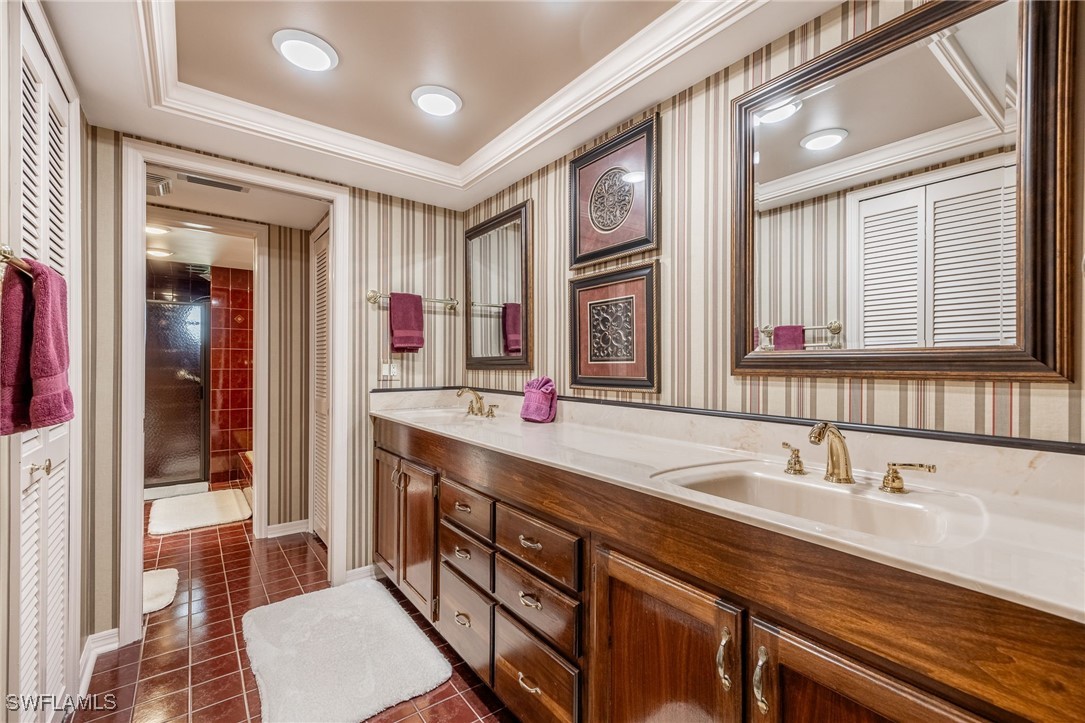 3914 Country Club BLVD