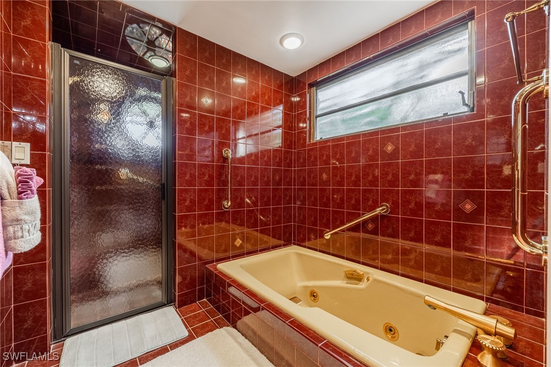 3914 Country Club BLVD