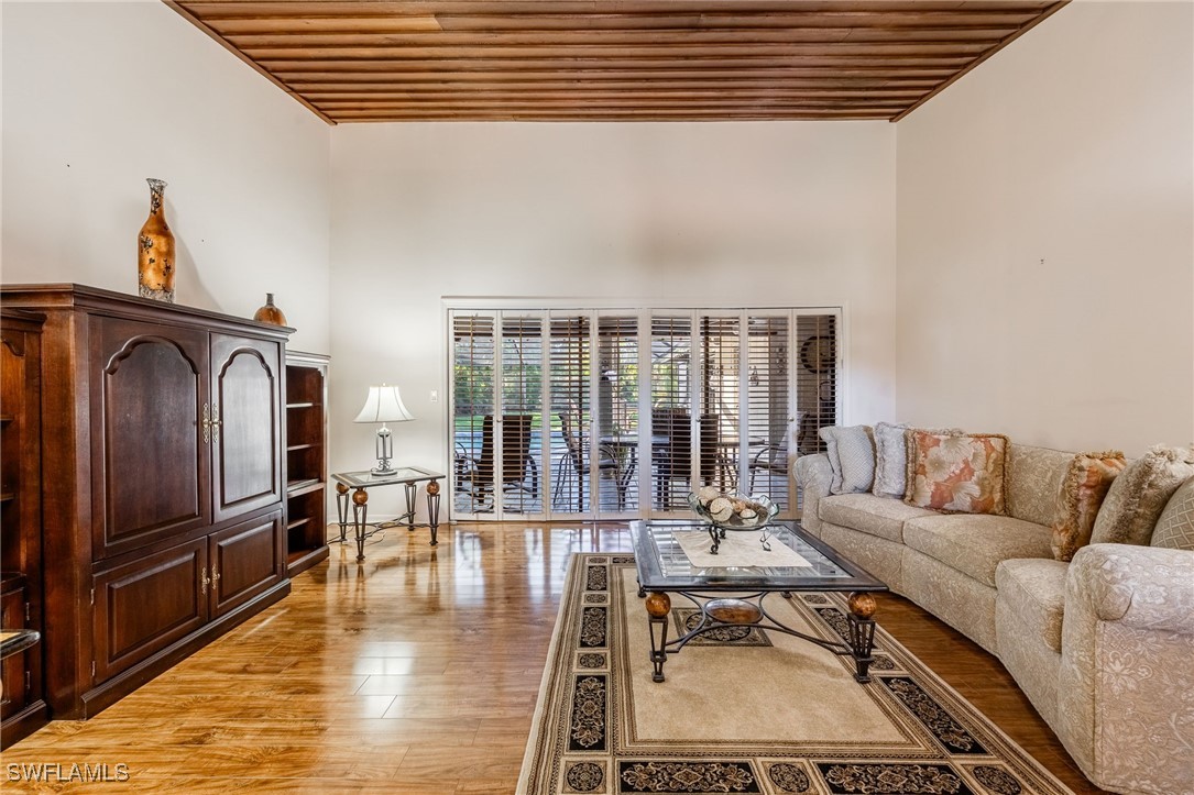 3914 Country Club BLVD