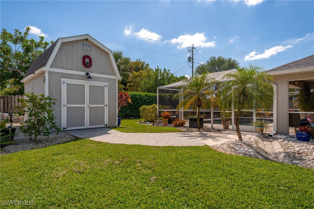 740 SW 6th ST