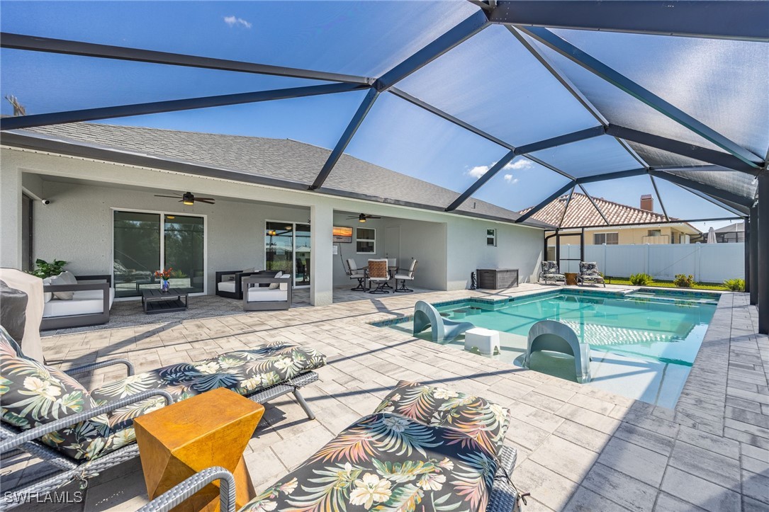 204 SW 28th ST
