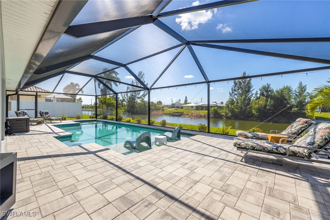 204 SW 28th ST
