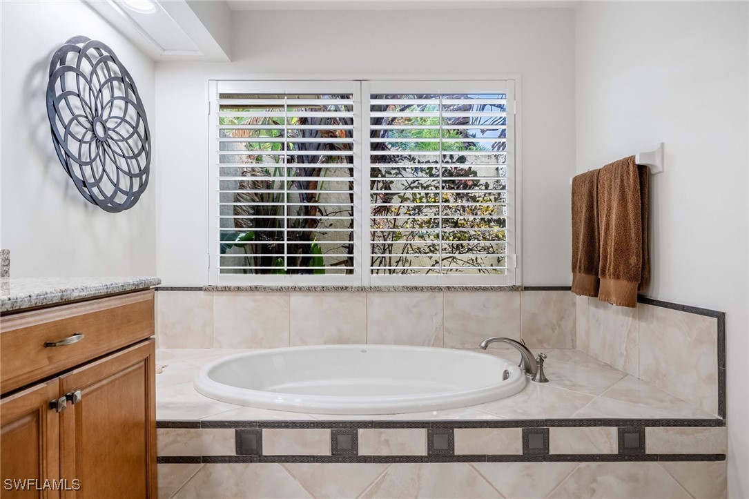 16927 Timberlakes DR