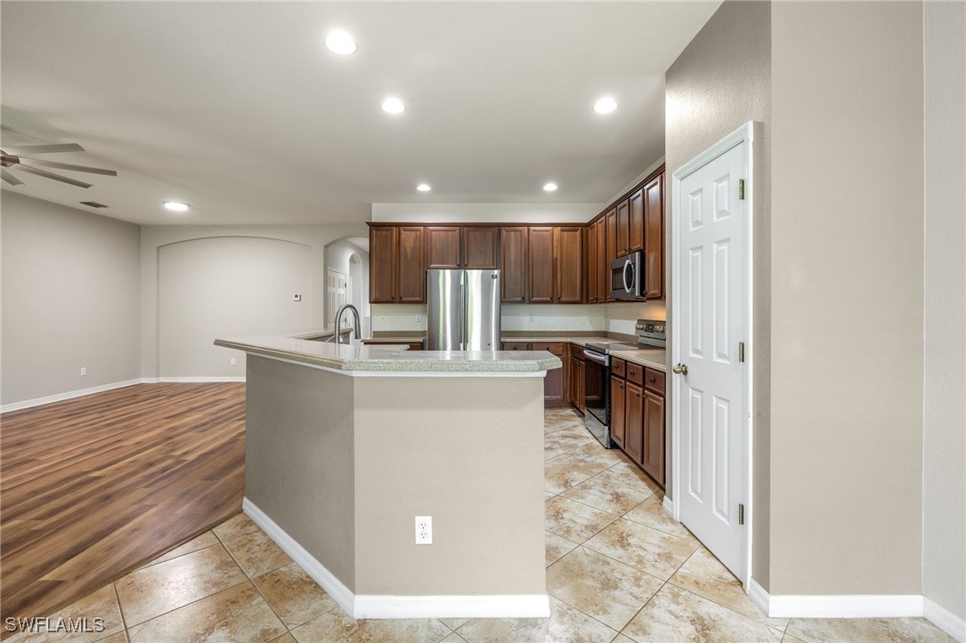 16530 Whispering Trace CT