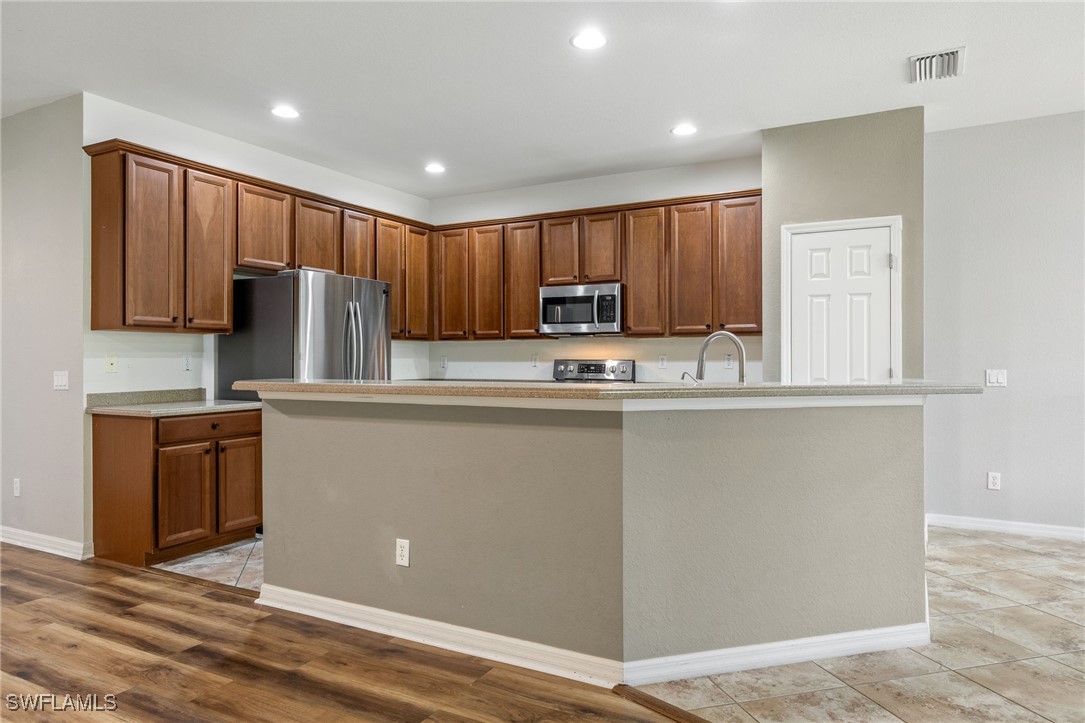 16530 Whispering Trace CT