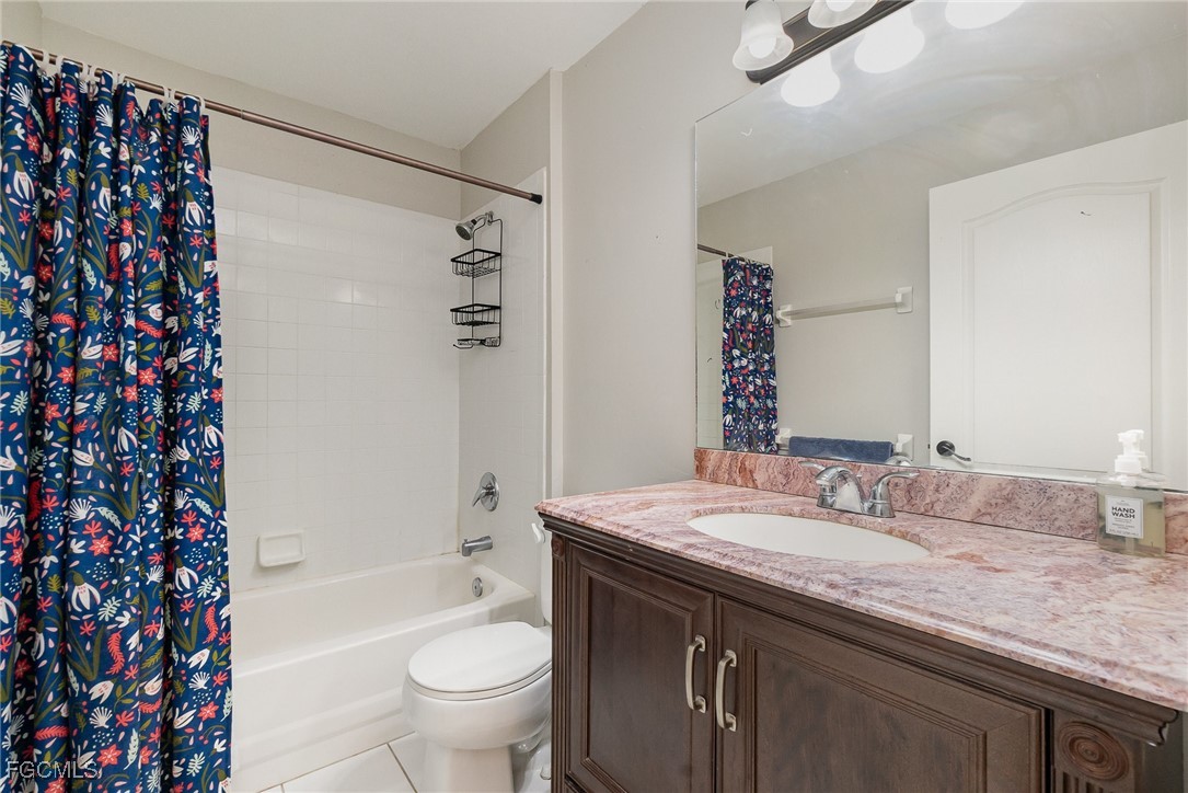 13246 Highland Chase PL