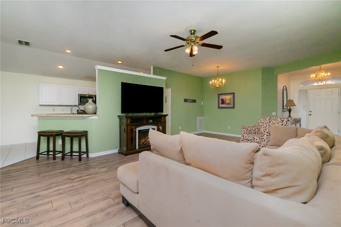 13246 Highland Chase PL